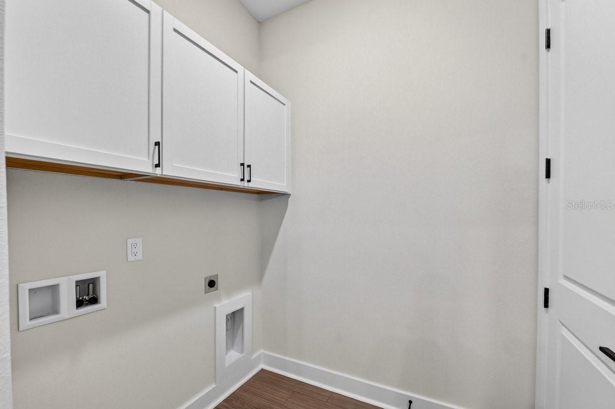 Image 37 of 53 For 8911 Ford Road