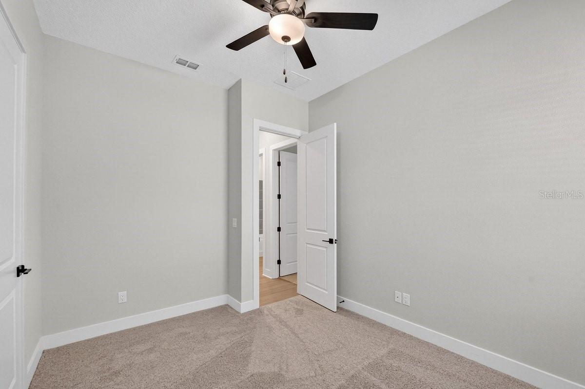 Image 24 of 53 For 8719 Ford Road