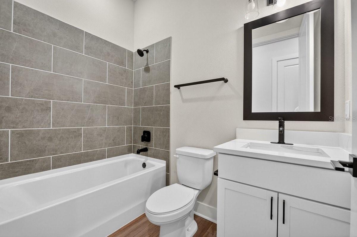 Image 27 of 53 For 8719 Ford Road