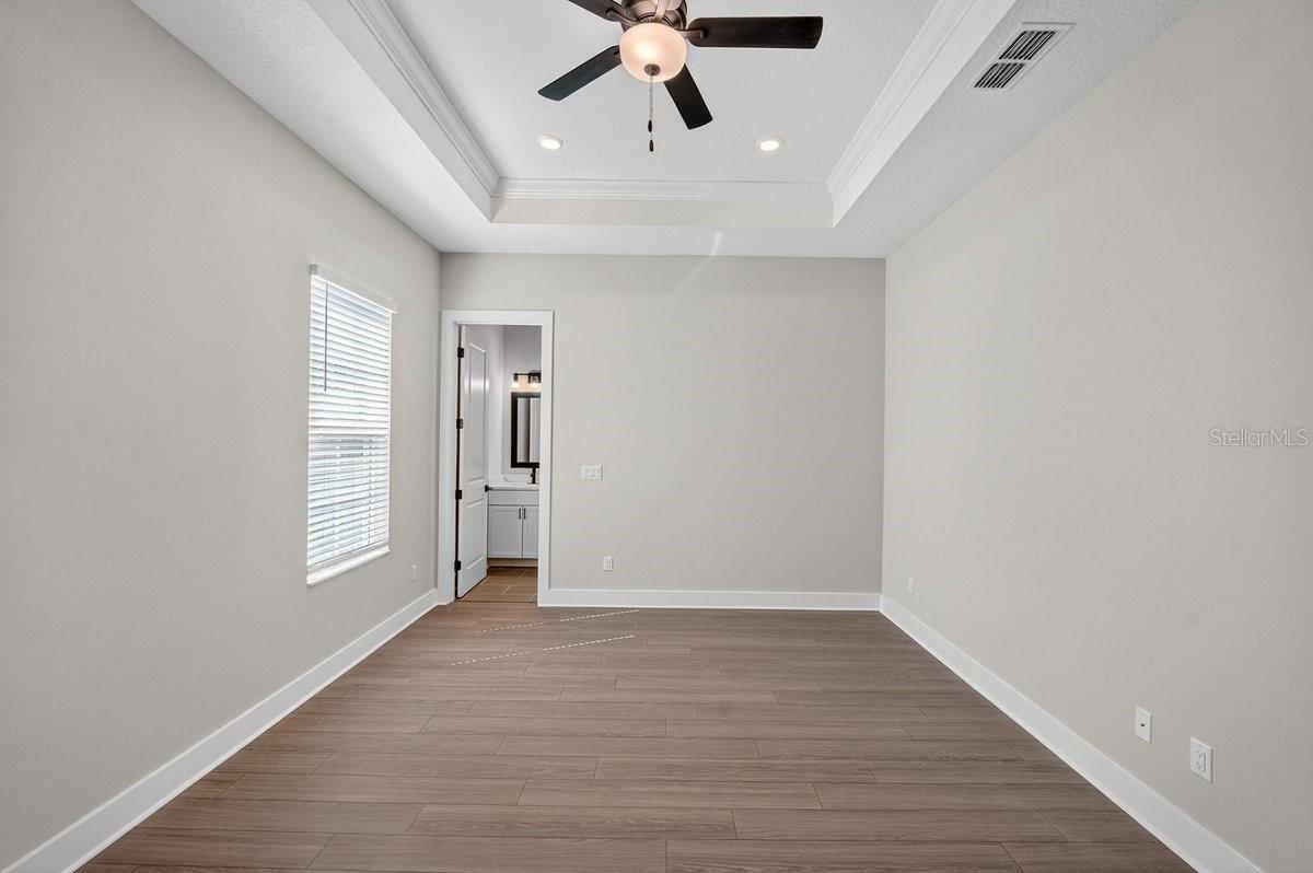 Image 30 of 53 For 8431 Ford Road