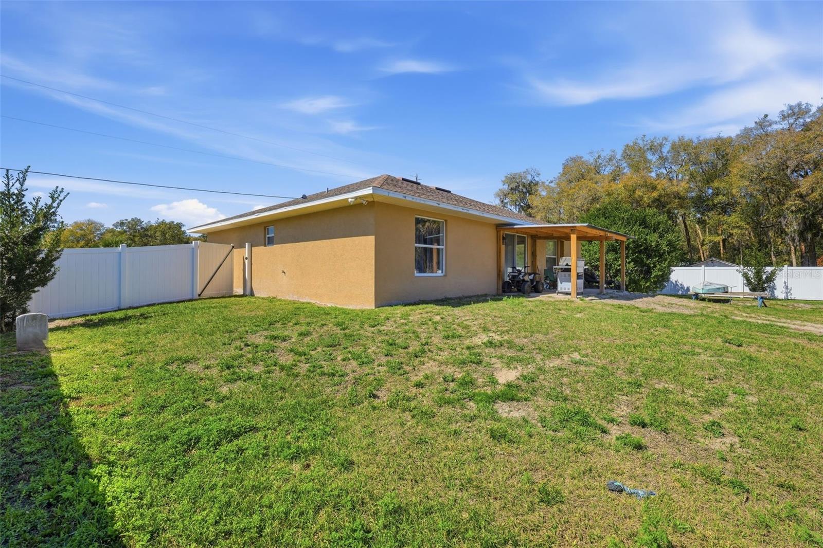 Image 9 of 39 For 195 Frederick Street N