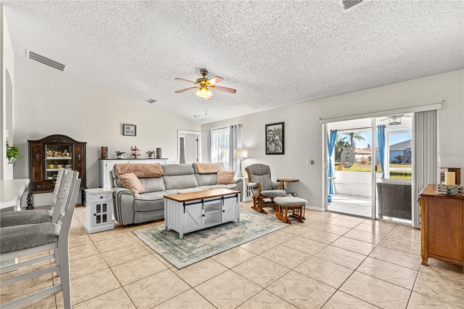 Image 12 of 42 For 341 Mariners Gate Drive