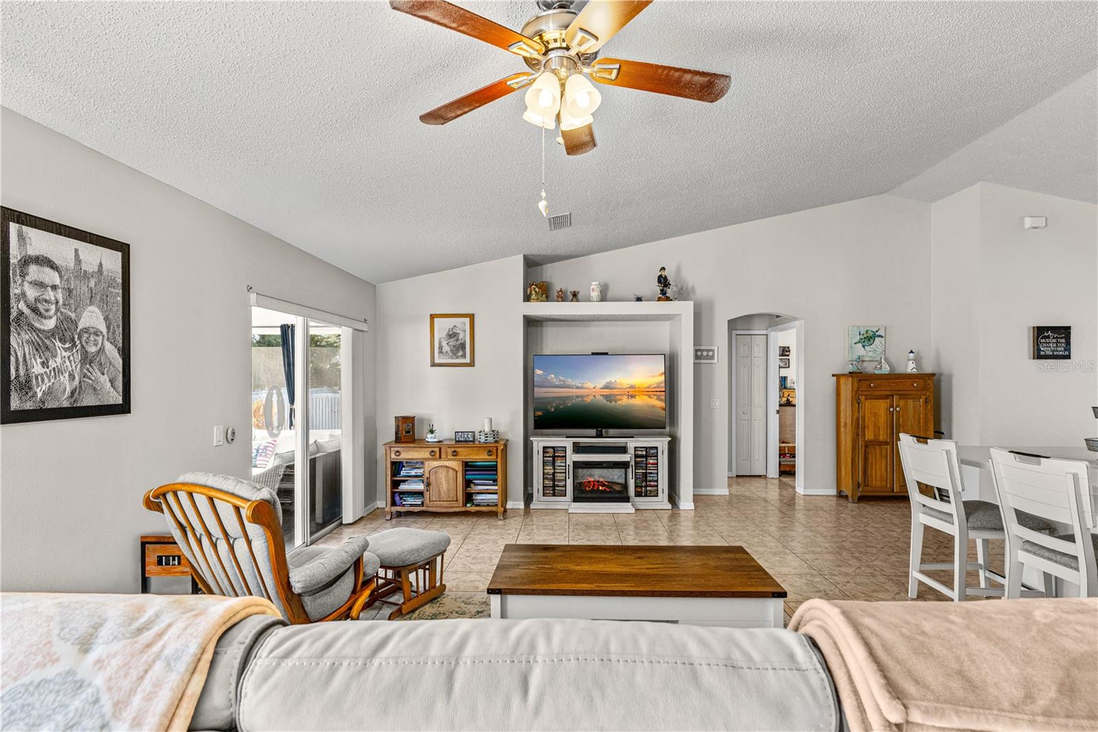 Image 14 of 42 For 341 Mariners Gate Drive