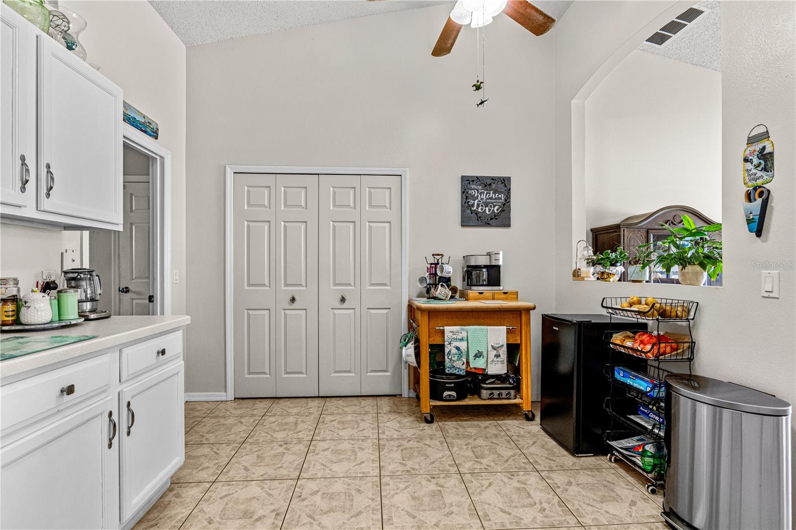 Image 17 of 42 For 341 Mariners Gate Drive