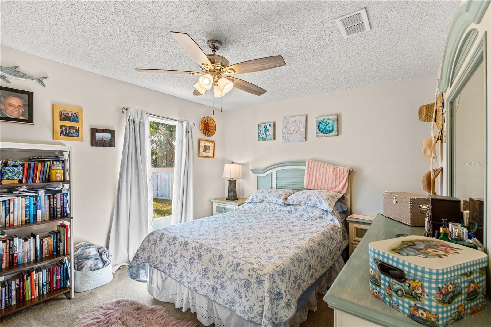 Image 25 of 42 For 341 Mariners Gate Drive