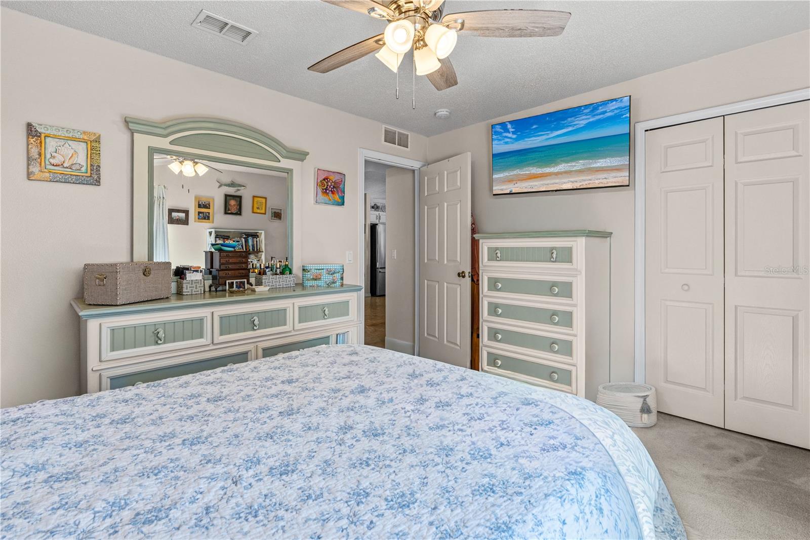 Image 26 of 42 For 341 Mariners Gate Drive