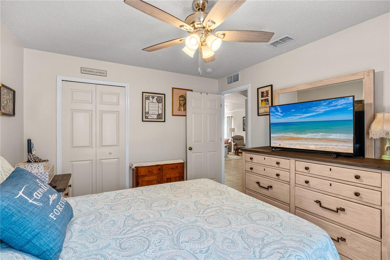 Image 28 of 42 For 341 Mariners Gate Drive