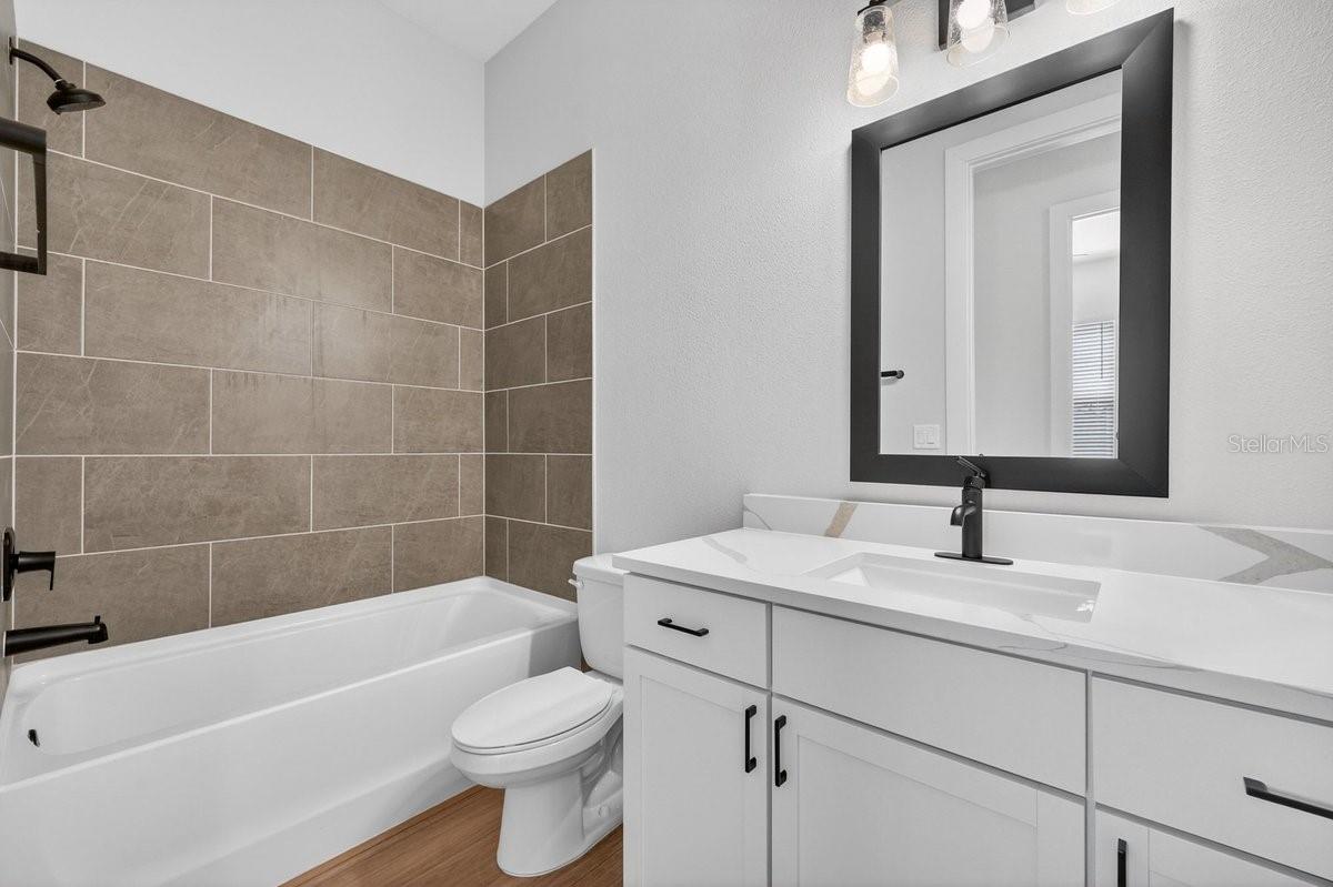 Image 25 of 56 For 8495 Ford Road