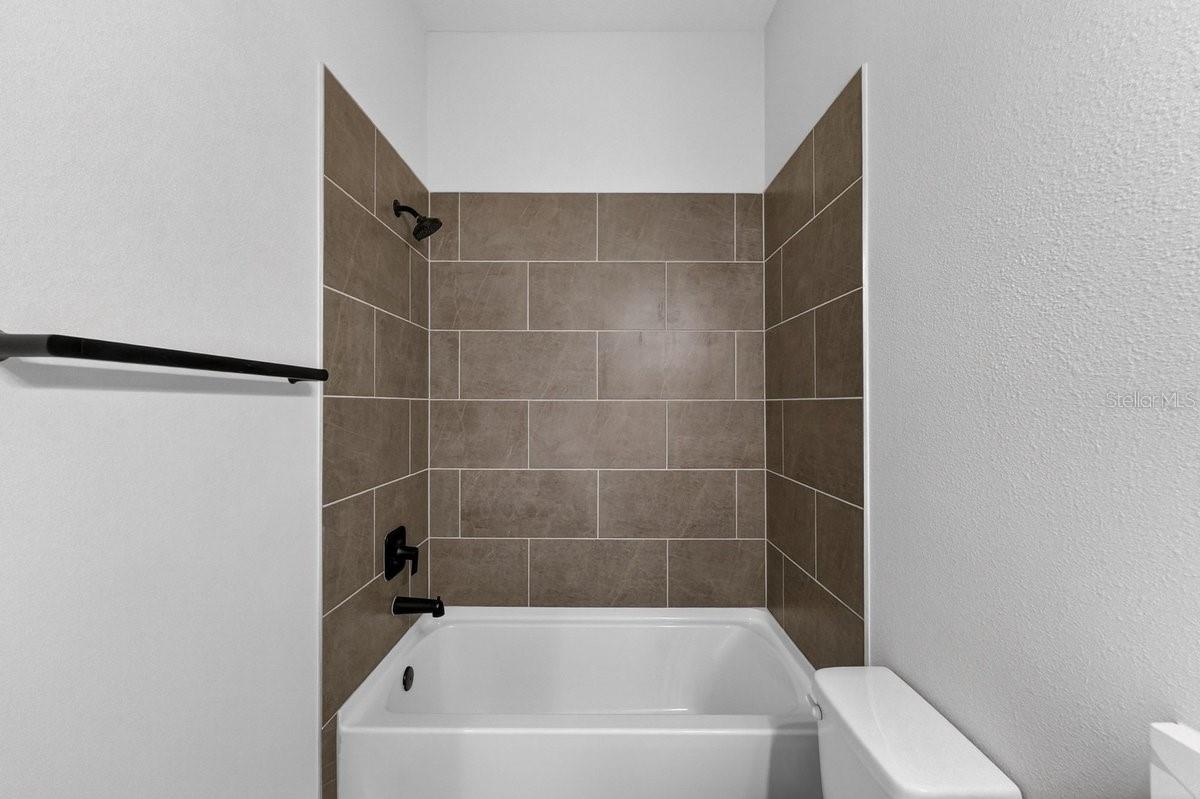 Image 26 of 56 For 8495 Ford Road