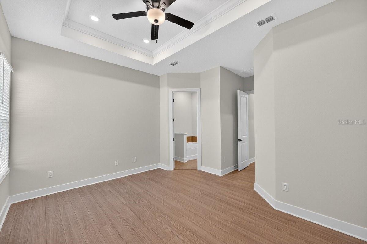 Image 29 of 56 For 8495 Ford Road