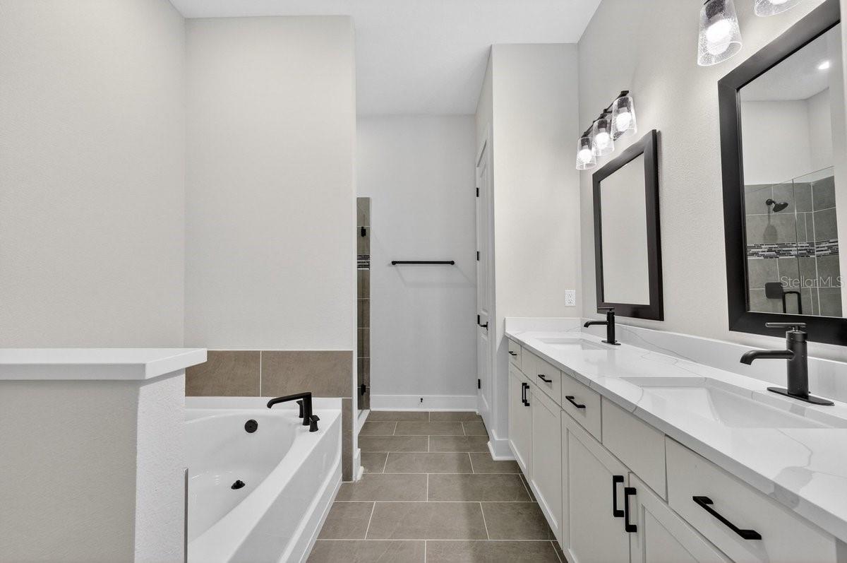 Image 32 of 56 For 8495 Ford Road