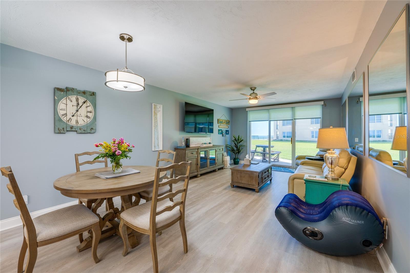 Image 14 of 40 For 4565 Atlantic Avenue 5110