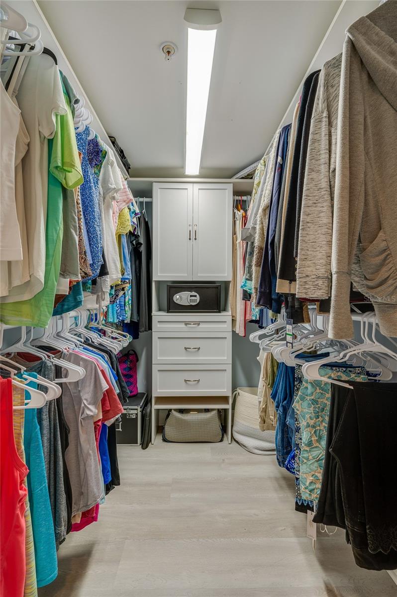 Image 23 of 40 For 4565 Atlantic Avenue 5110