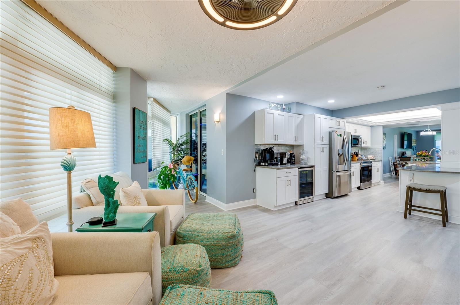 Image 3 of 40 For 4565 Atlantic Avenue 5110