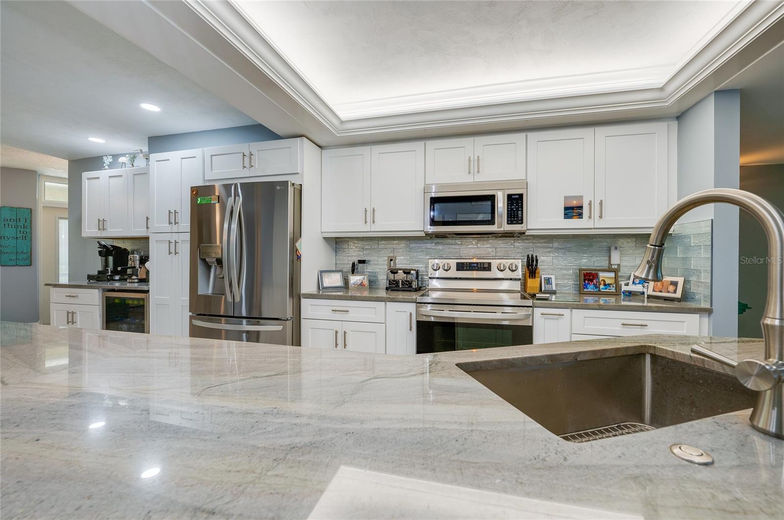 Image 8 of 40 For 4565 Atlantic Avenue 5110