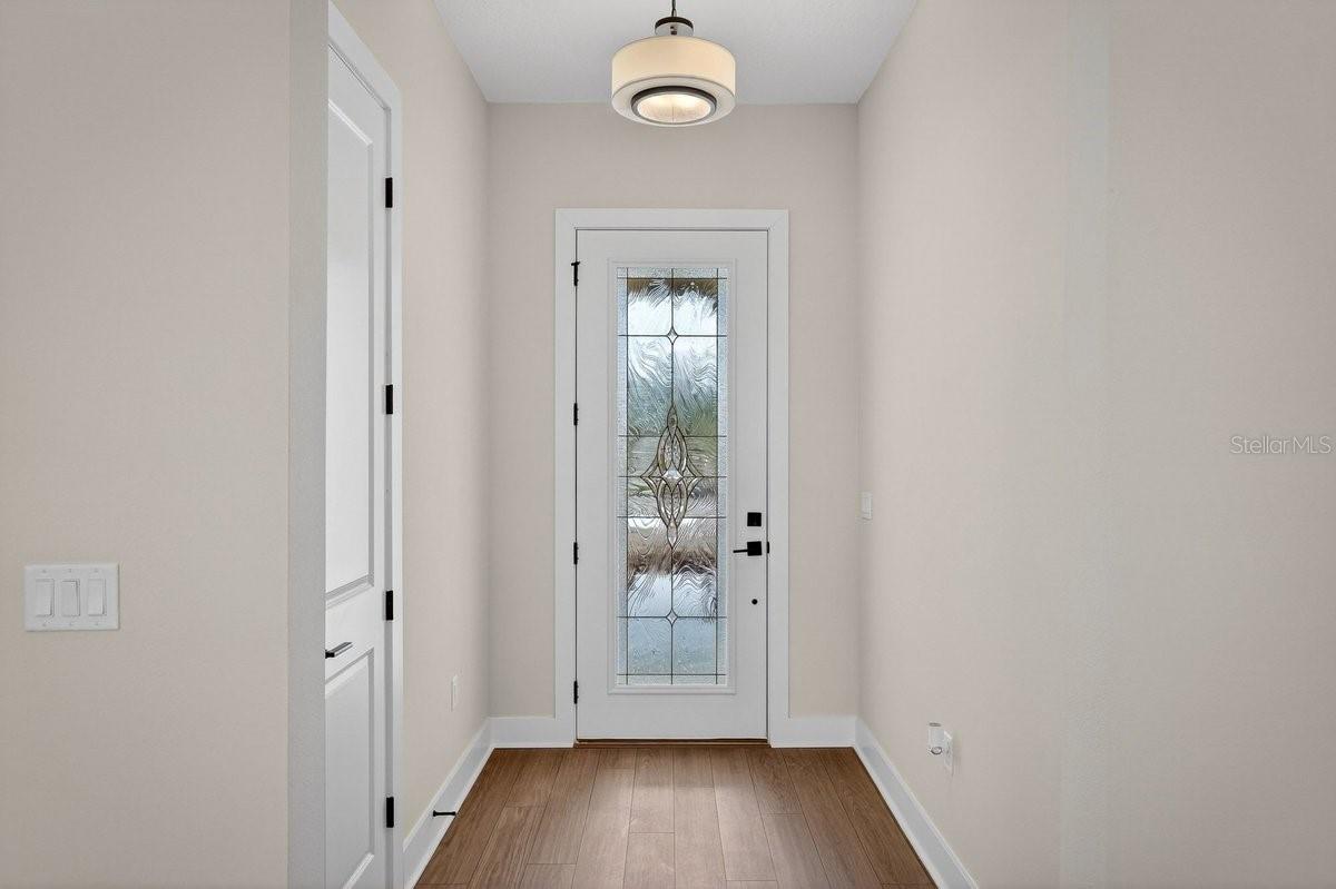 Image 18 of 52 For 8463 Ford Road