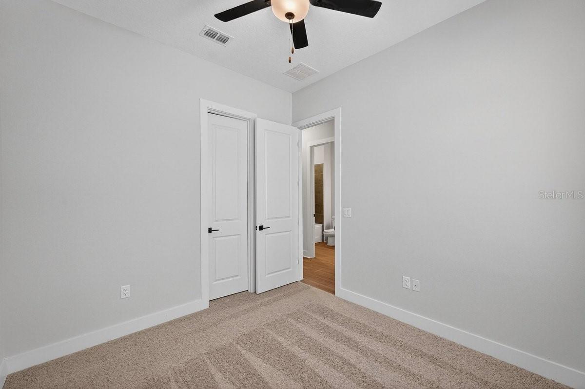 Image 24 of 52 For 8463 Ford Road