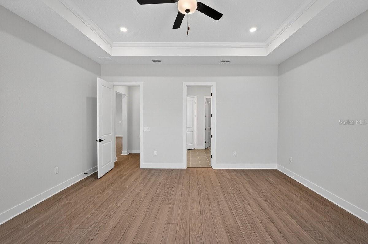 Image 29 of 52 For 8463 Ford Road