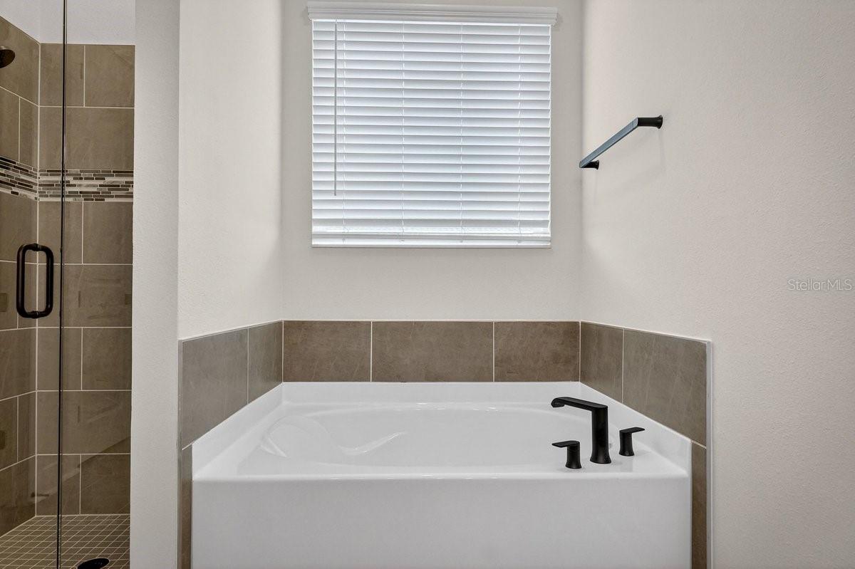 Image 35 of 52 For 8463 Ford Road