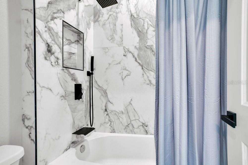 Image 37 of 78 For 3295 Arch Avenue