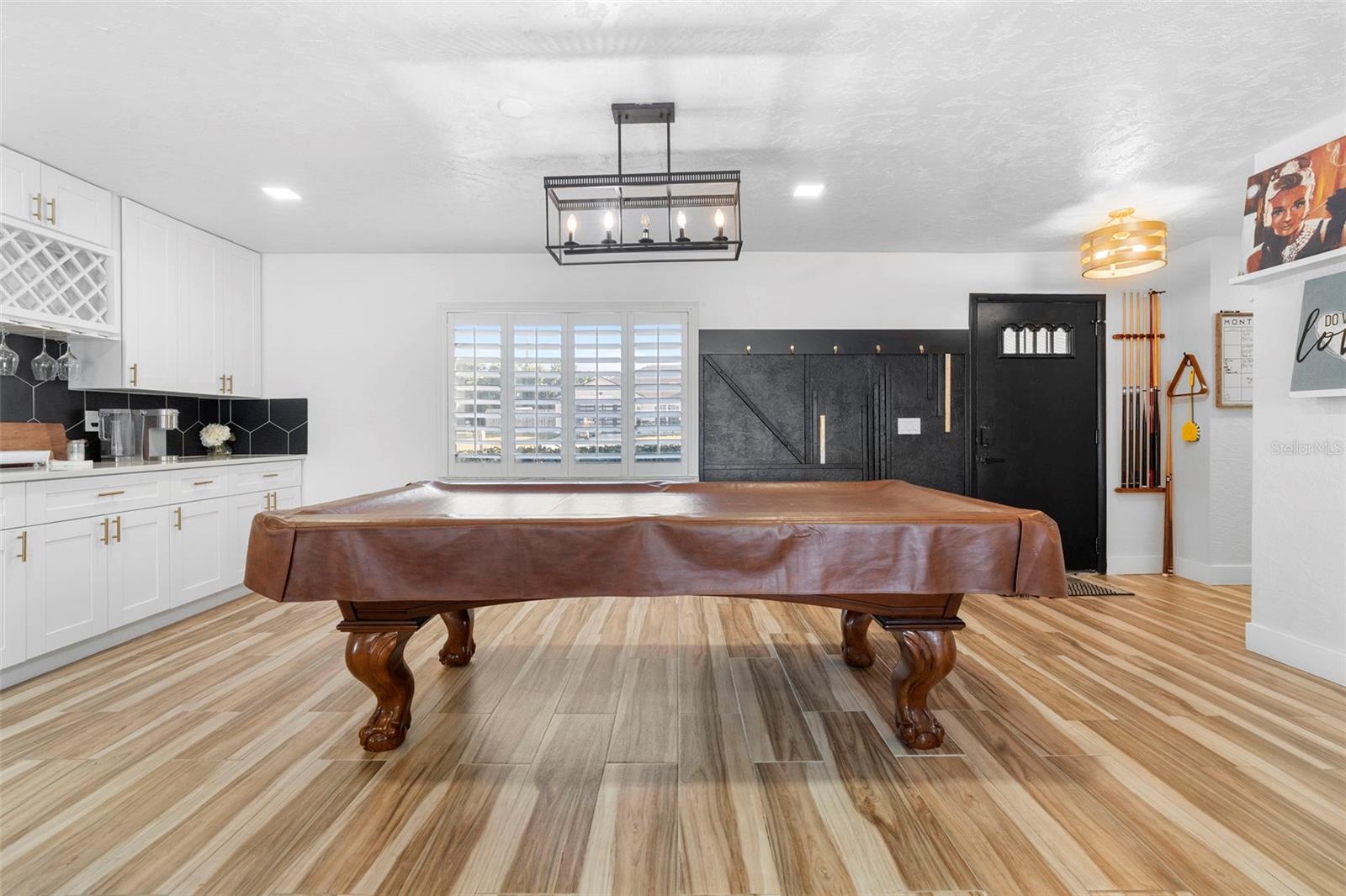 Image 21 of 42 For 1378 Bailey Avenue