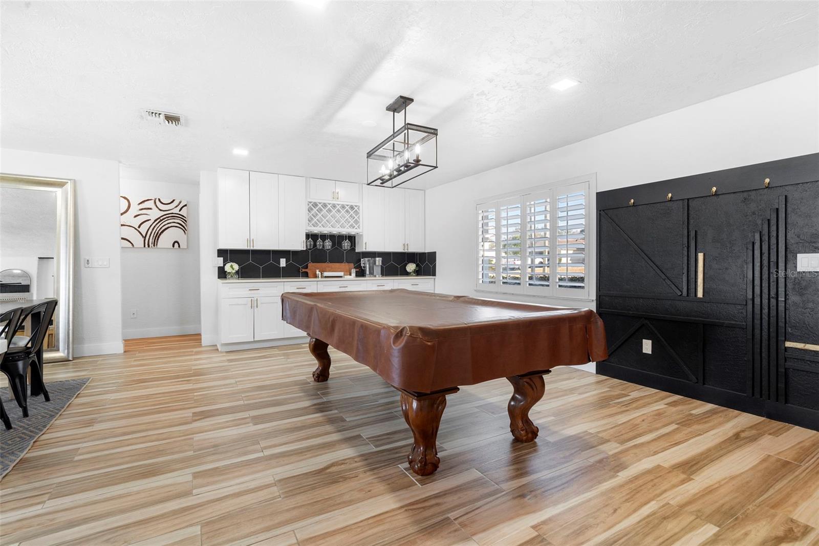 Image 22 of 42 For 1378 Bailey Avenue