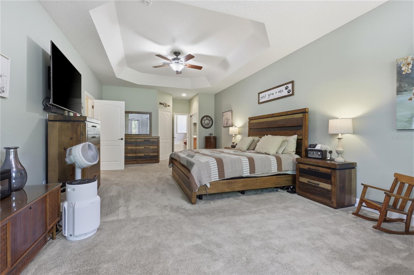 Listing photo id 19 for 777 Dakota Prairie Court