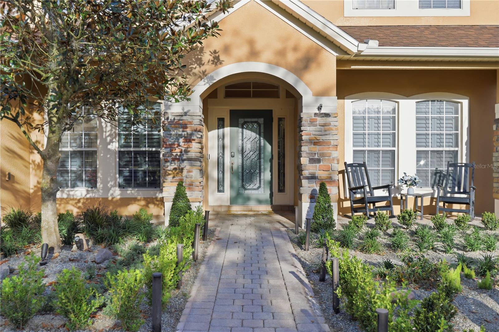 Listing photo id 3 for 777 Dakota Prairie Court