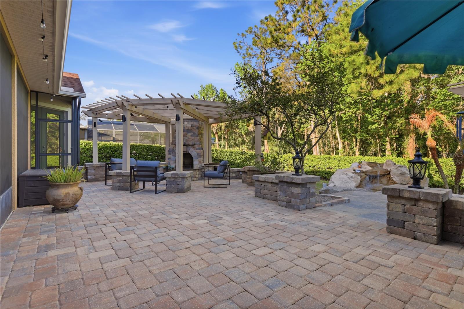 Listing photo id 55 for 777 Dakota Prairie Court