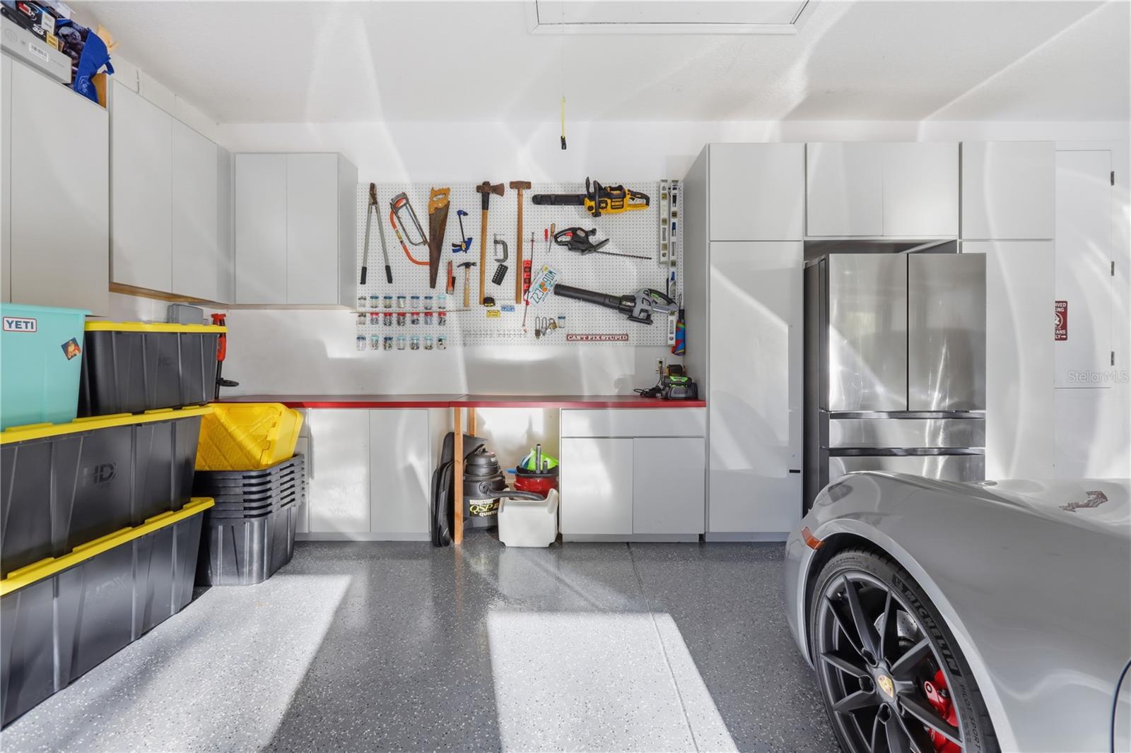 Listing photo id 67 for 777 Dakota Prairie Court