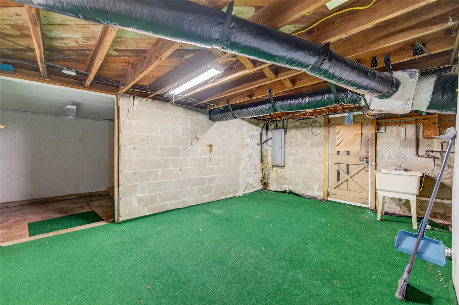 Image 36 of 40 For 1616 Crescent Ridge Road