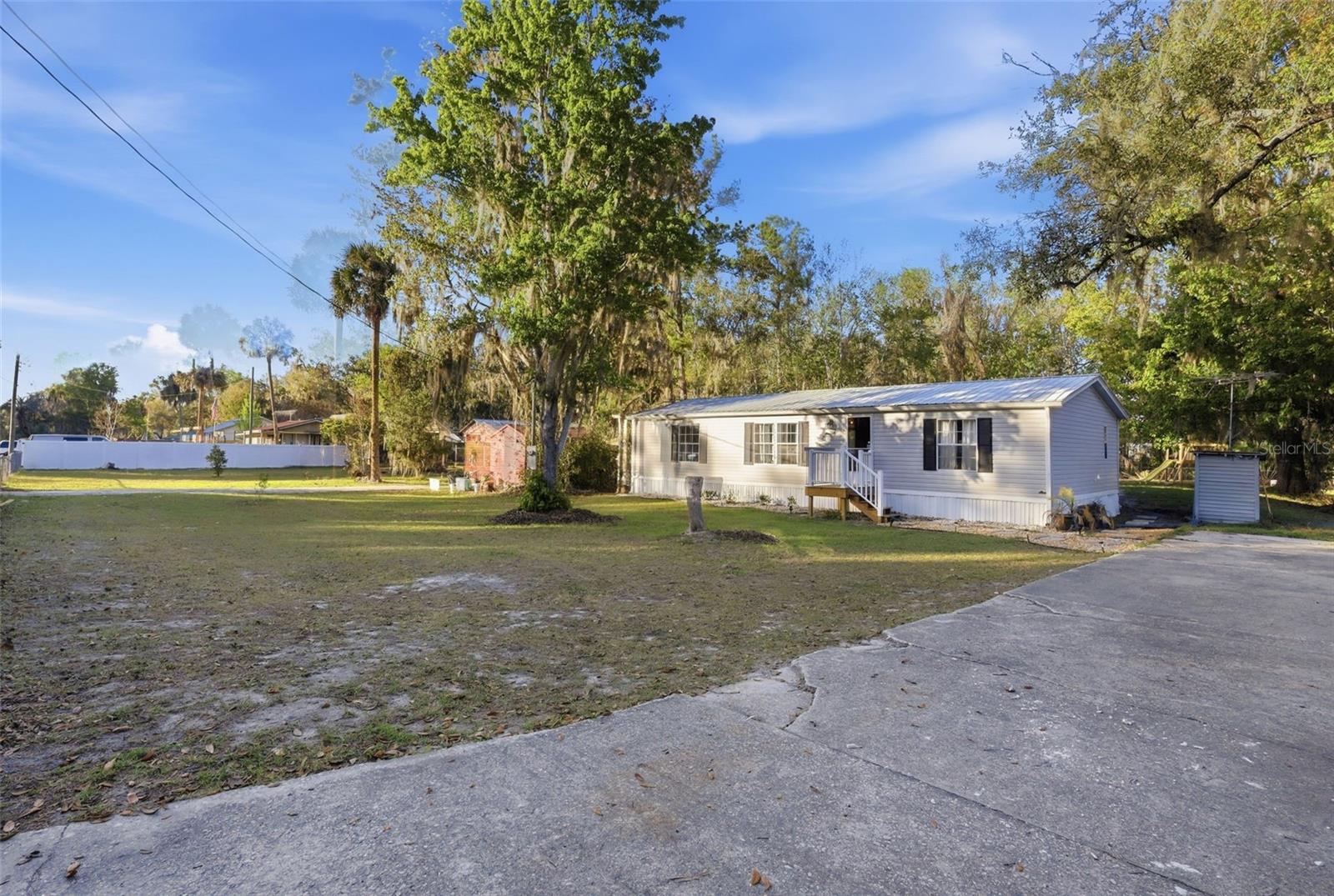 Listing photo id 12 for 106 Browns Road