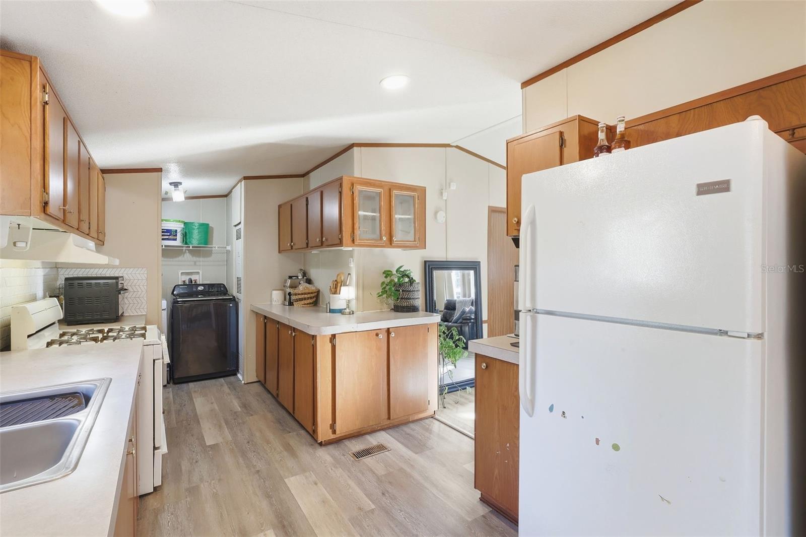 Listing photo id 16 for 106 Browns Road