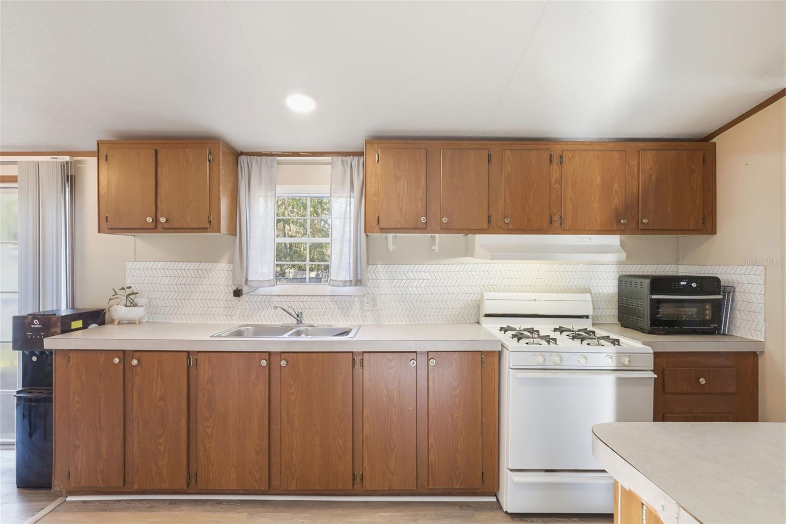 Listing photo id 19 for 106 Browns Road