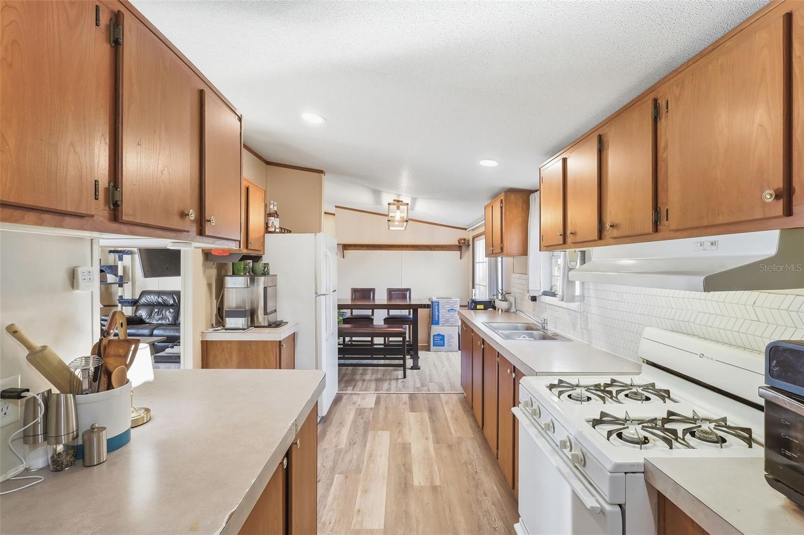 Listing photo id 20 for 106 Browns Road