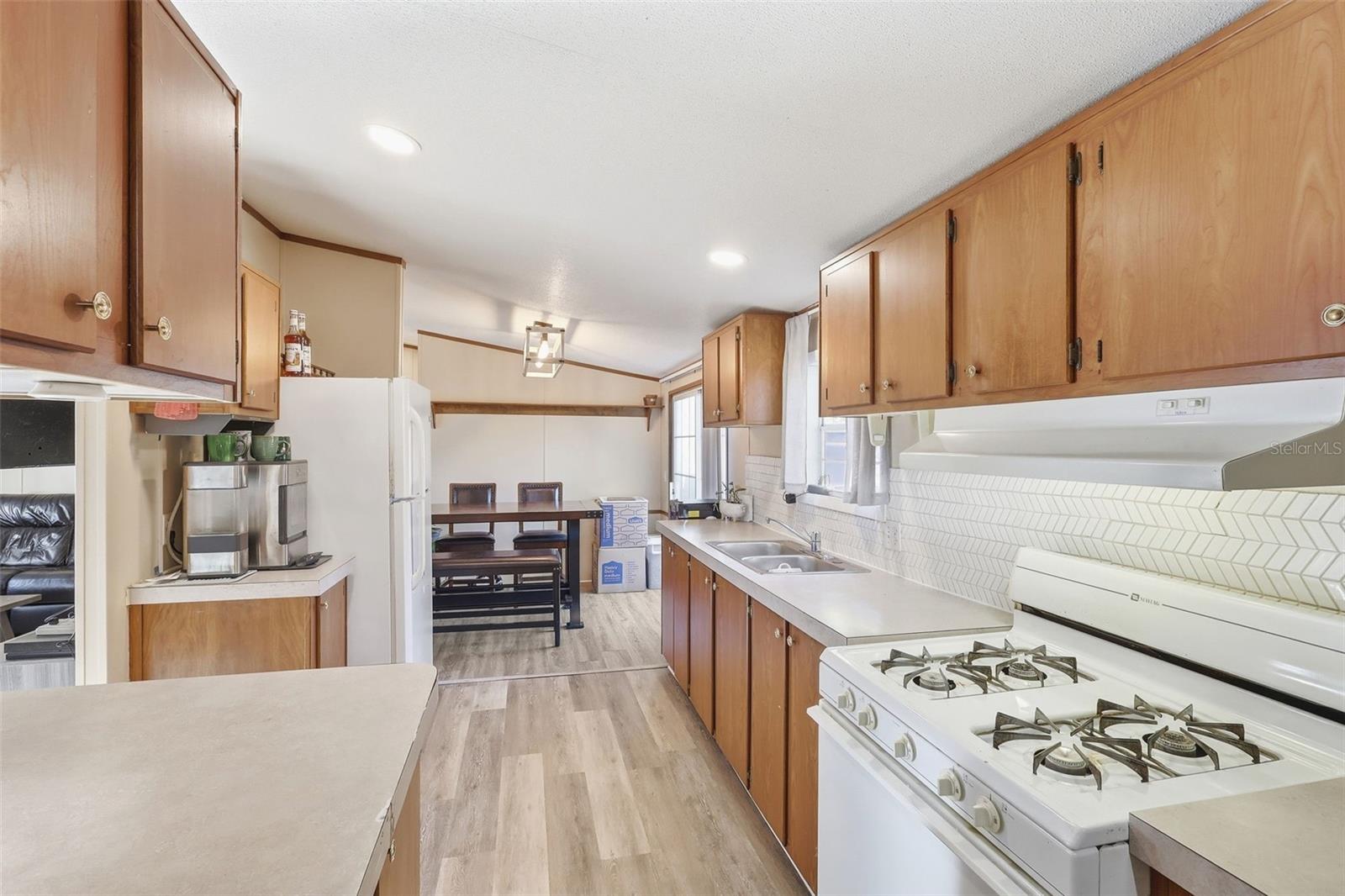 Listing photo id 21 for 106 Browns Road