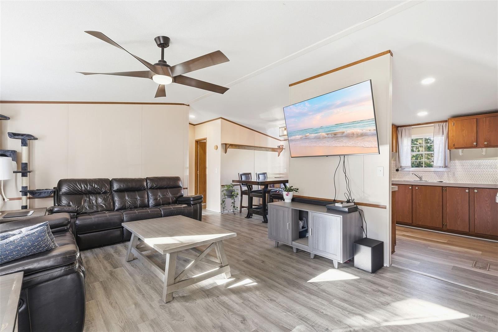 Listing photo id 2 for 106 Browns Road