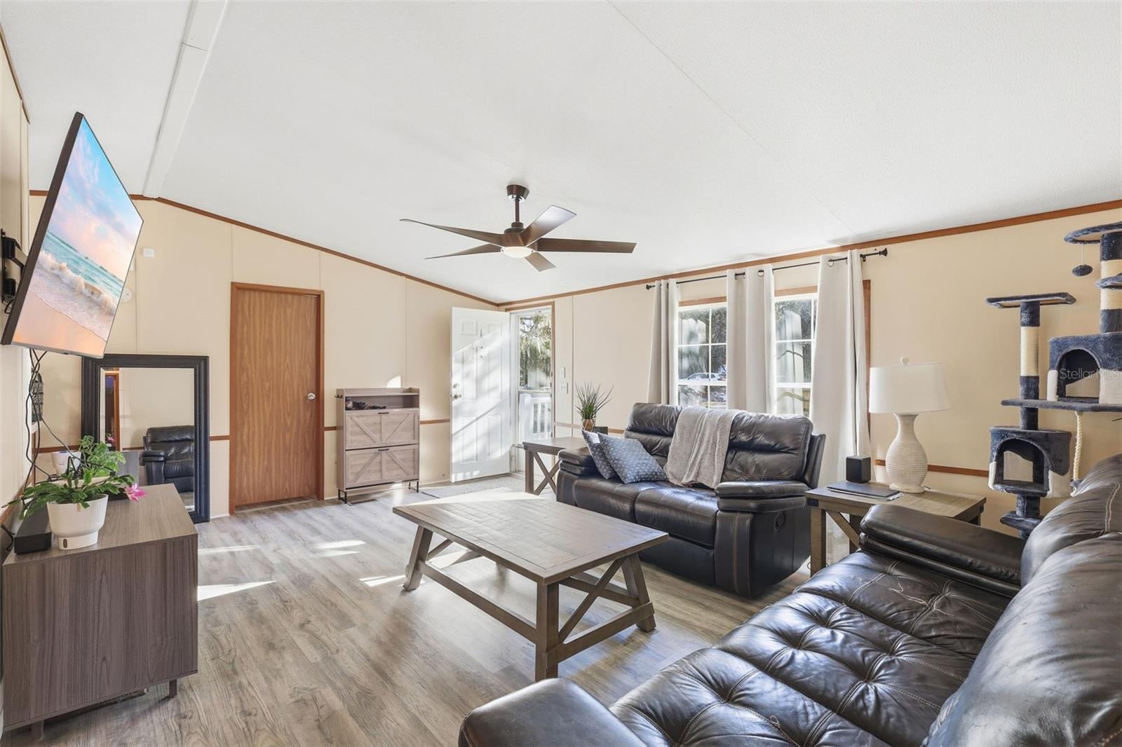 Listing photo id 5 for 106 Browns Road