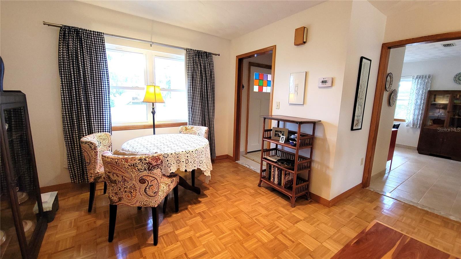 Image 10 of 38 For 306 Kingsbury Boulevard