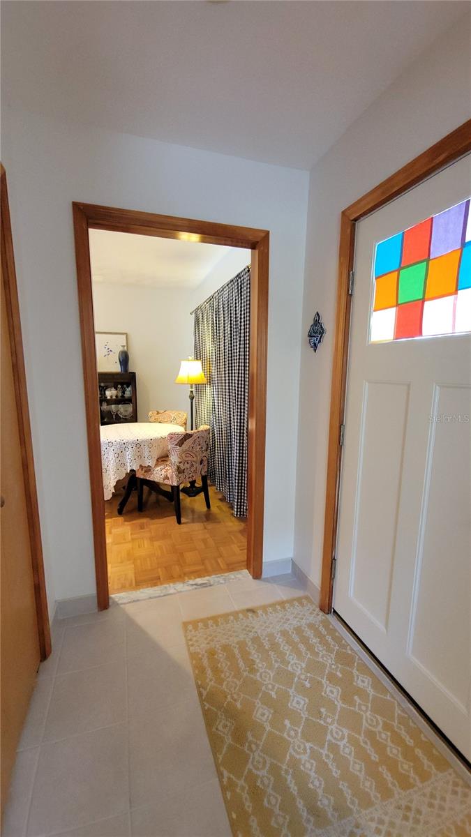 Image 11 of 38 For 306 Kingsbury Boulevard