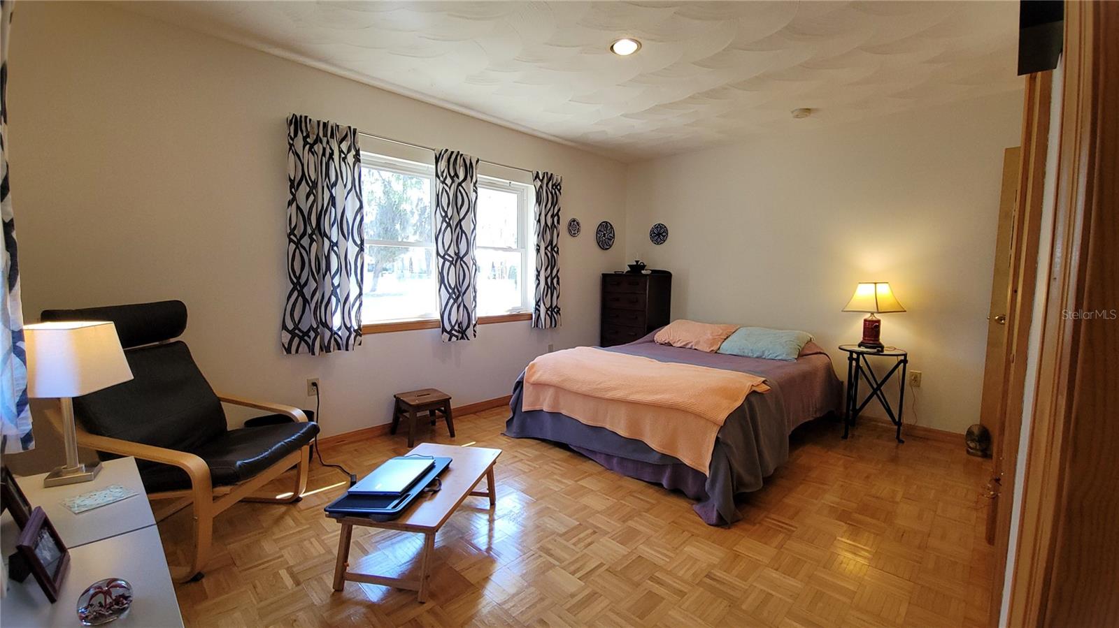 Image 17 of 38 For 306 Kingsbury Boulevard