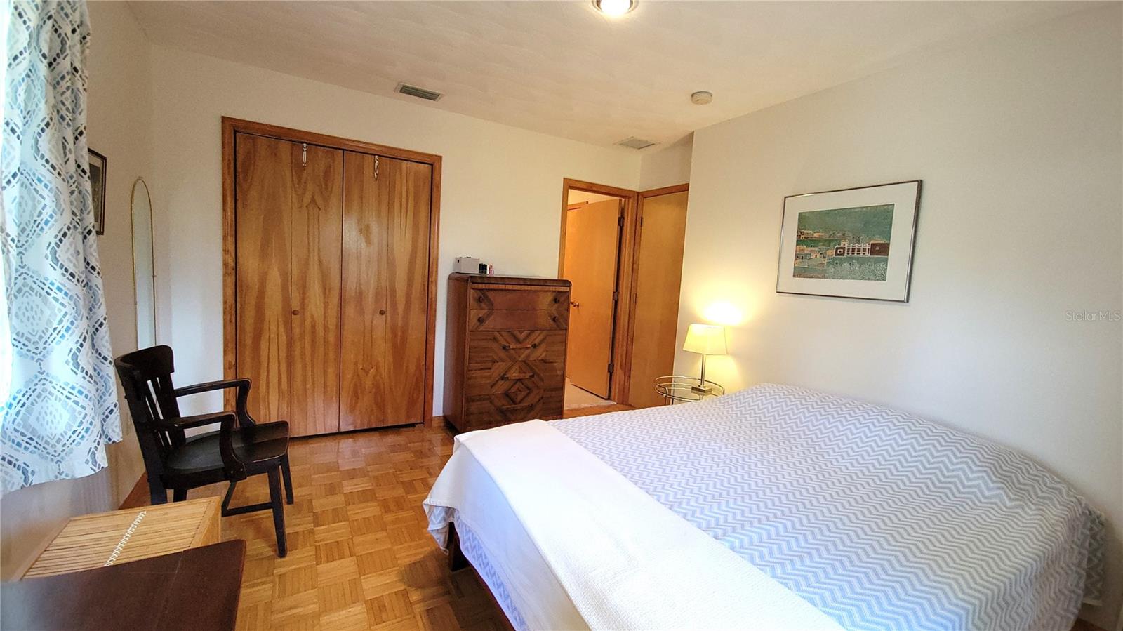 Image 20 of 38 For 306 Kingsbury Boulevard