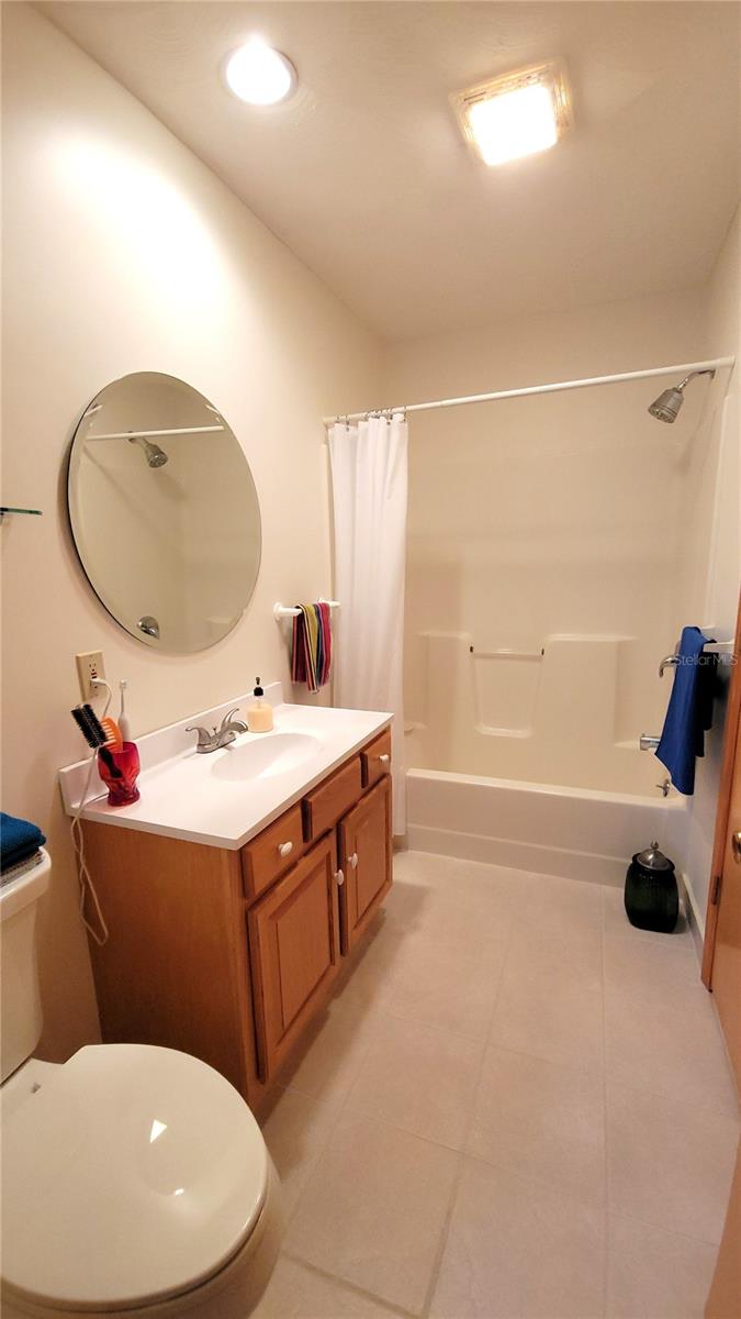 Image 23 of 38 For 306 Kingsbury Boulevard