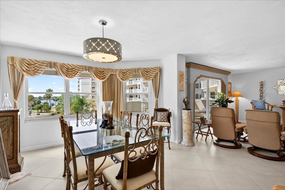 Image 11 of 99 For 1 John Anderson Drive 4120