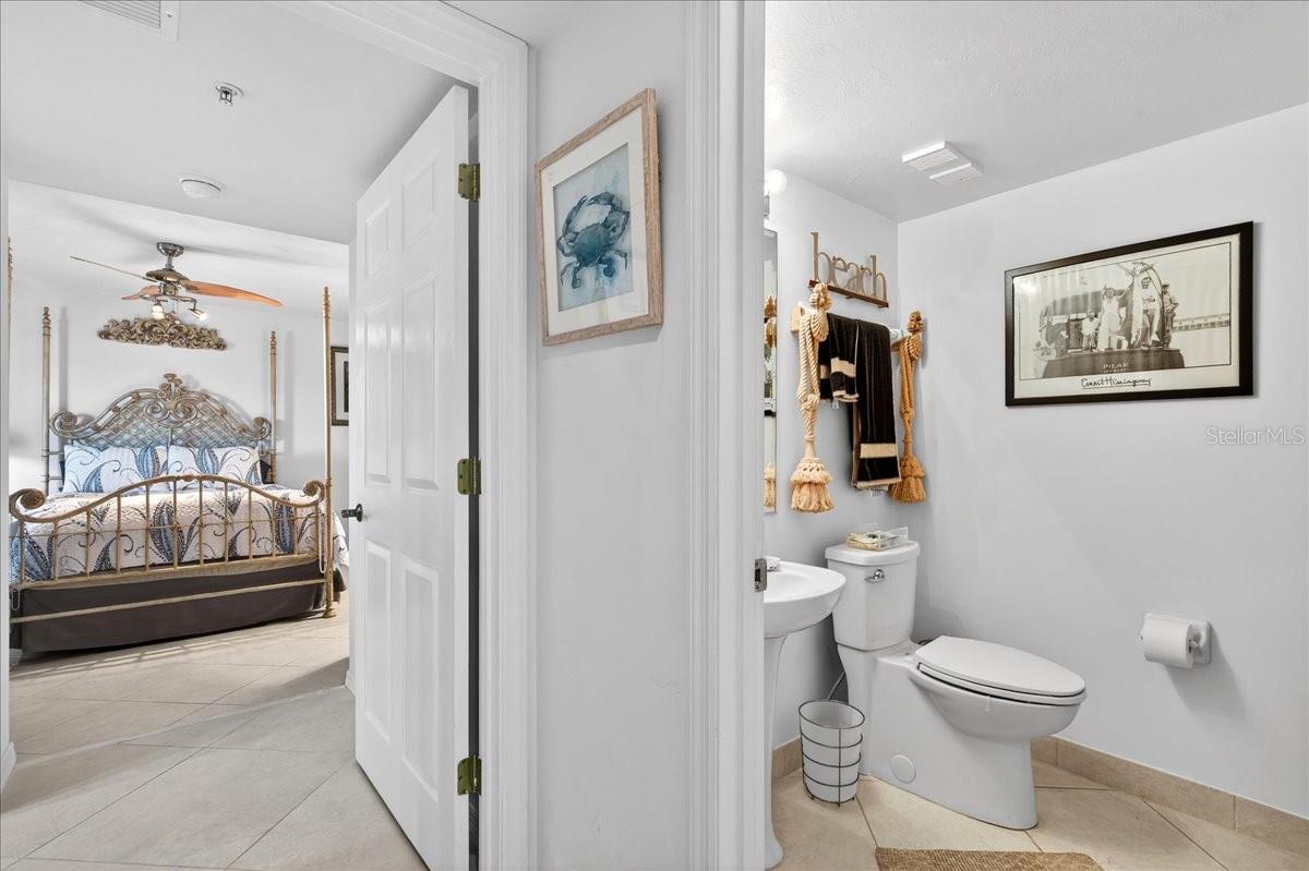 Image 33 of 99 For 1 John Anderson Drive 4120