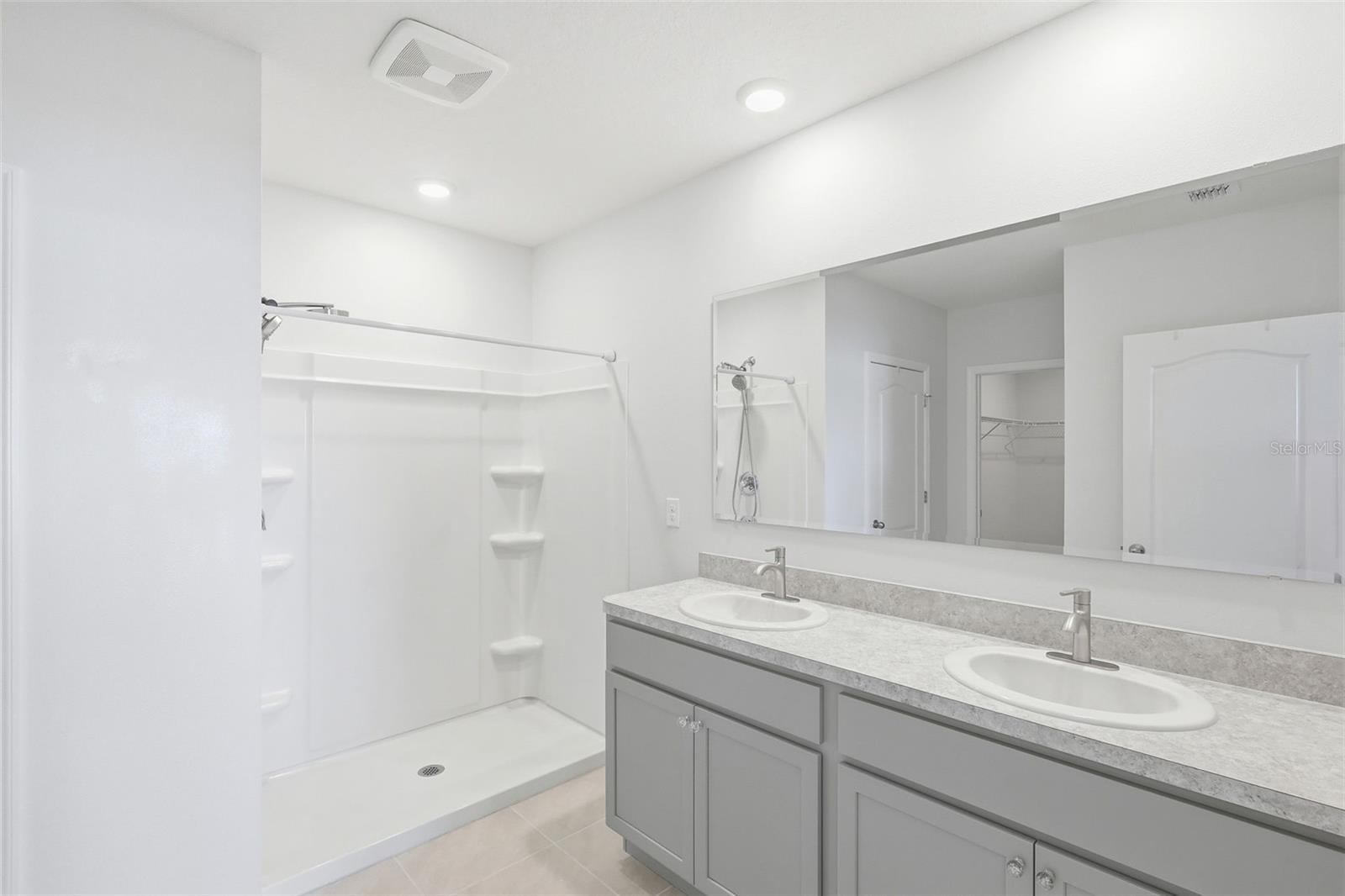 Image 19 of 25 For 3259 Silas Drive