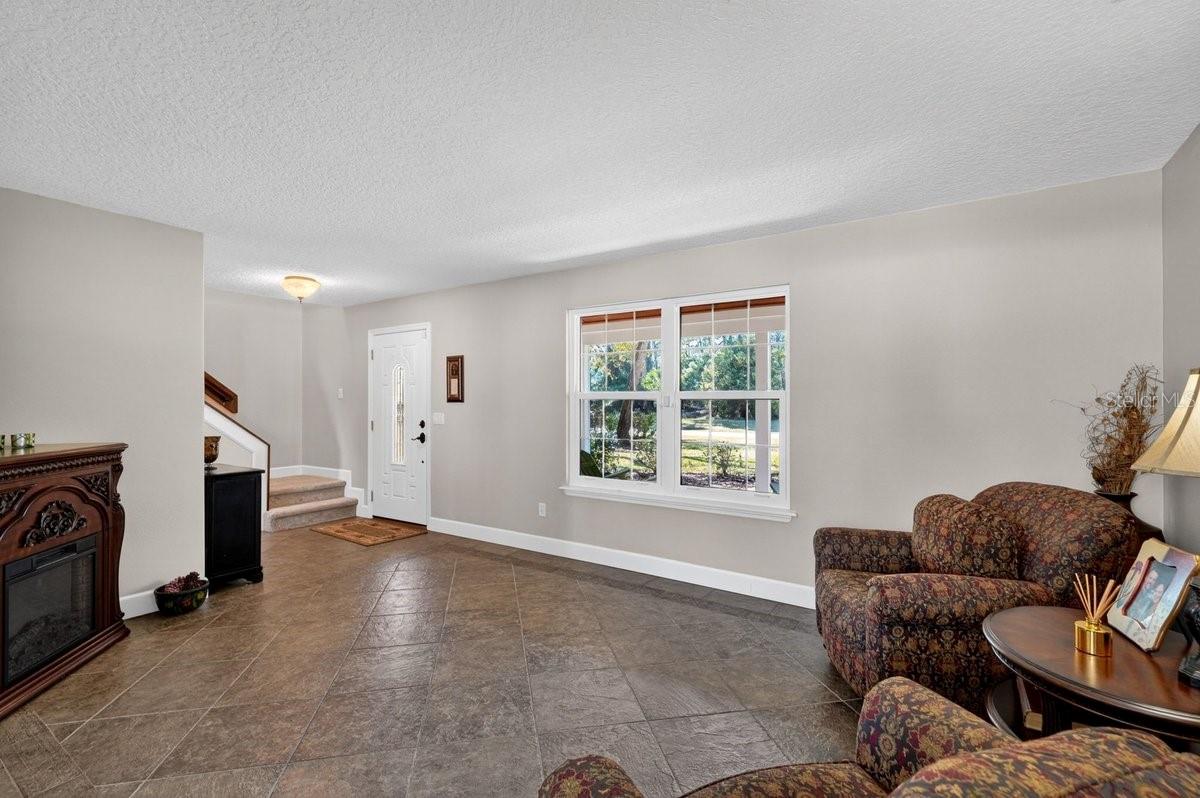 Image 18 of 75 For 14 Village Drive