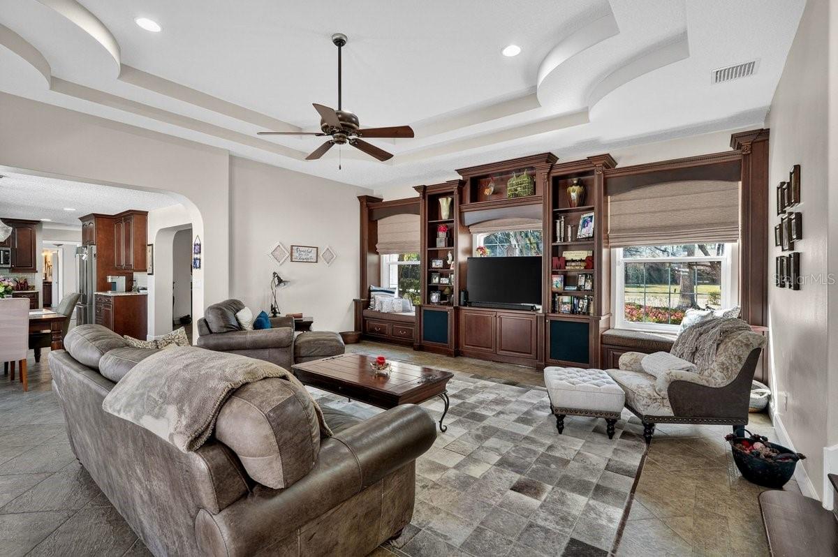 Image 8 of 75 For 14 Village Drive