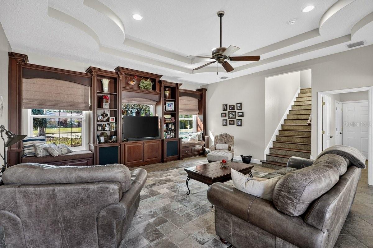 Image 9 of 75 For 14 Village Drive