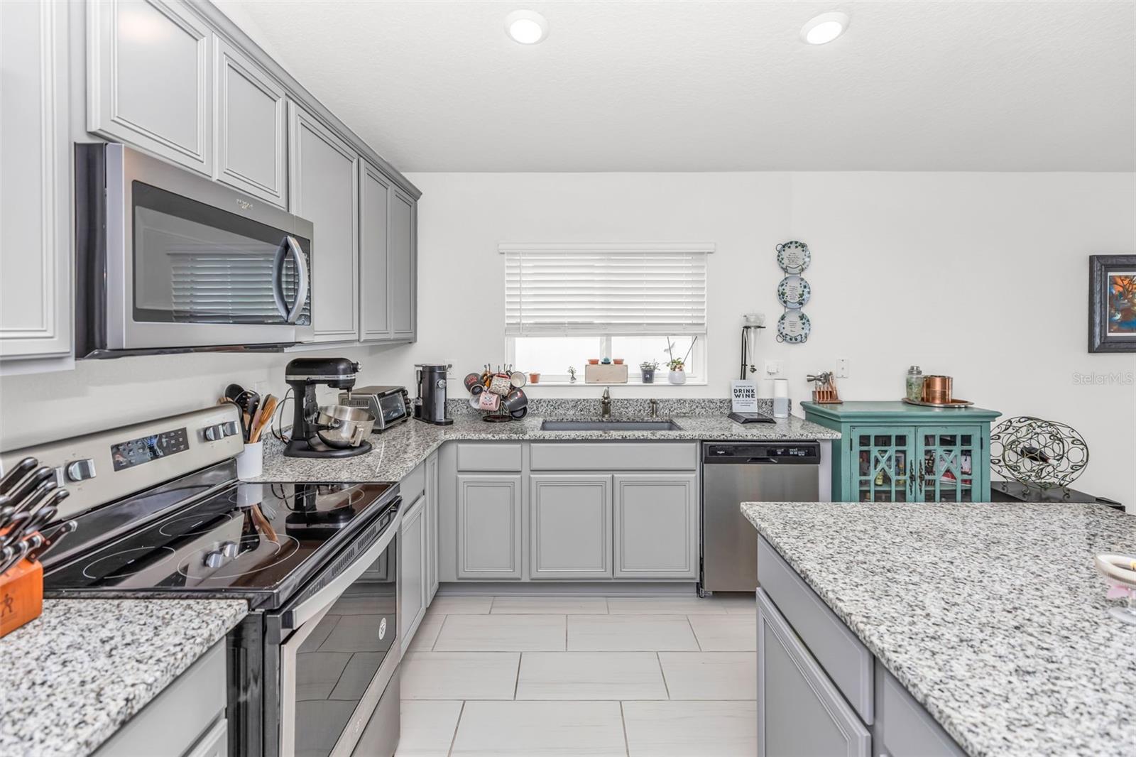 Image 2 of 23 For 1670 Scarbrough Abby Place